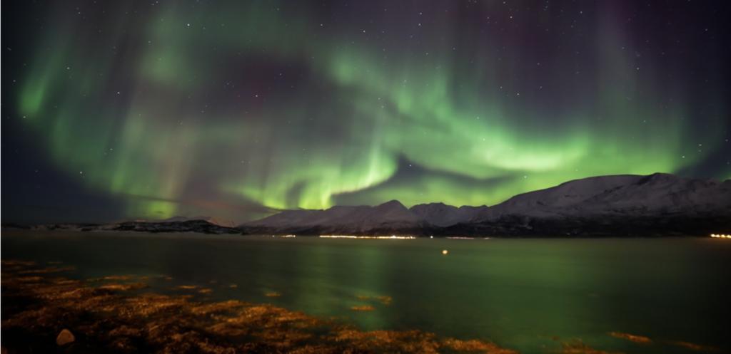 Aaroybukt Guesthouse Aroybukta ภายนอก รูปภาพ
